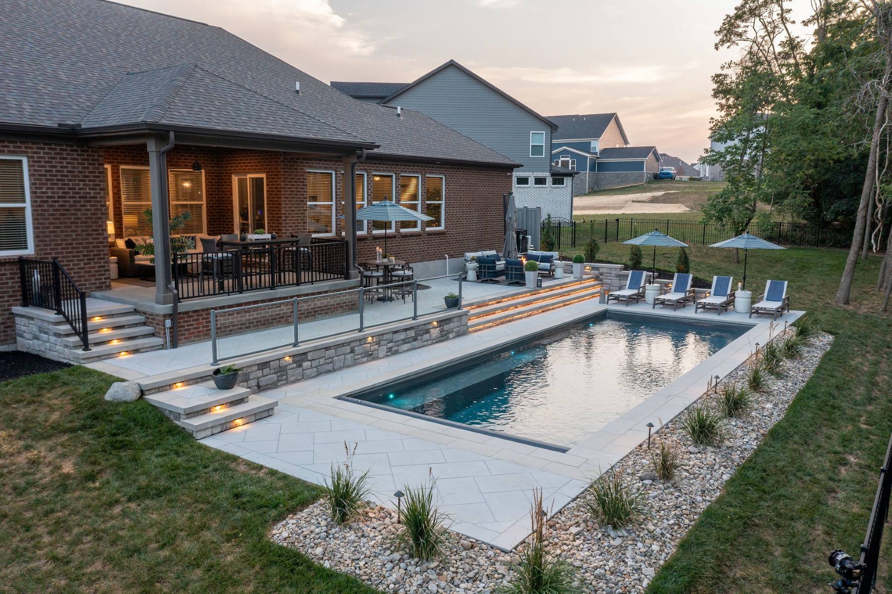 outdoor-space-werbrichs-pool-landscape Outdoor space with pool